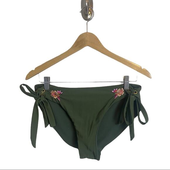 Bikini Bottom Womens L 12-14 Green Floral Embroidered Ruched Boho Side Ties - Picture 1 of 12